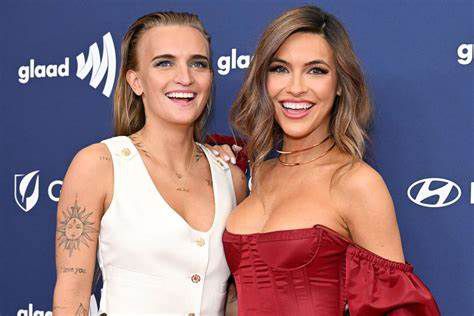 crishelle g flip selling sunset sunsets netflix series drama houses realtor oppenhein jason mars the label wtt watts that trend boohoo oh polly festival lounge underwear