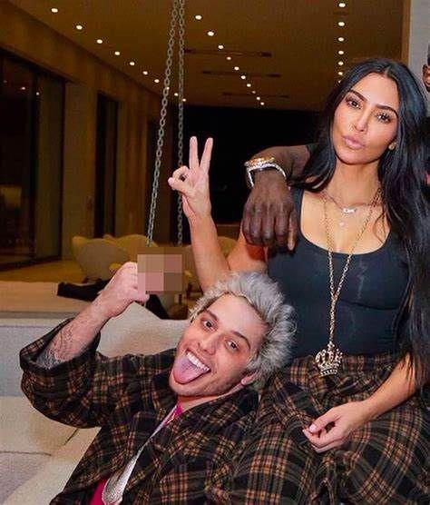 Kim Kardashian and Pete Davidson... - watts that trend