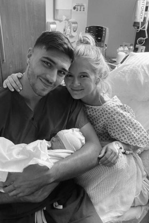 molly mae hague and tommy fury give birth london bambi halo instagram love island influencer maura higgins will tanyel shaq tanya tom zara olivia itv2