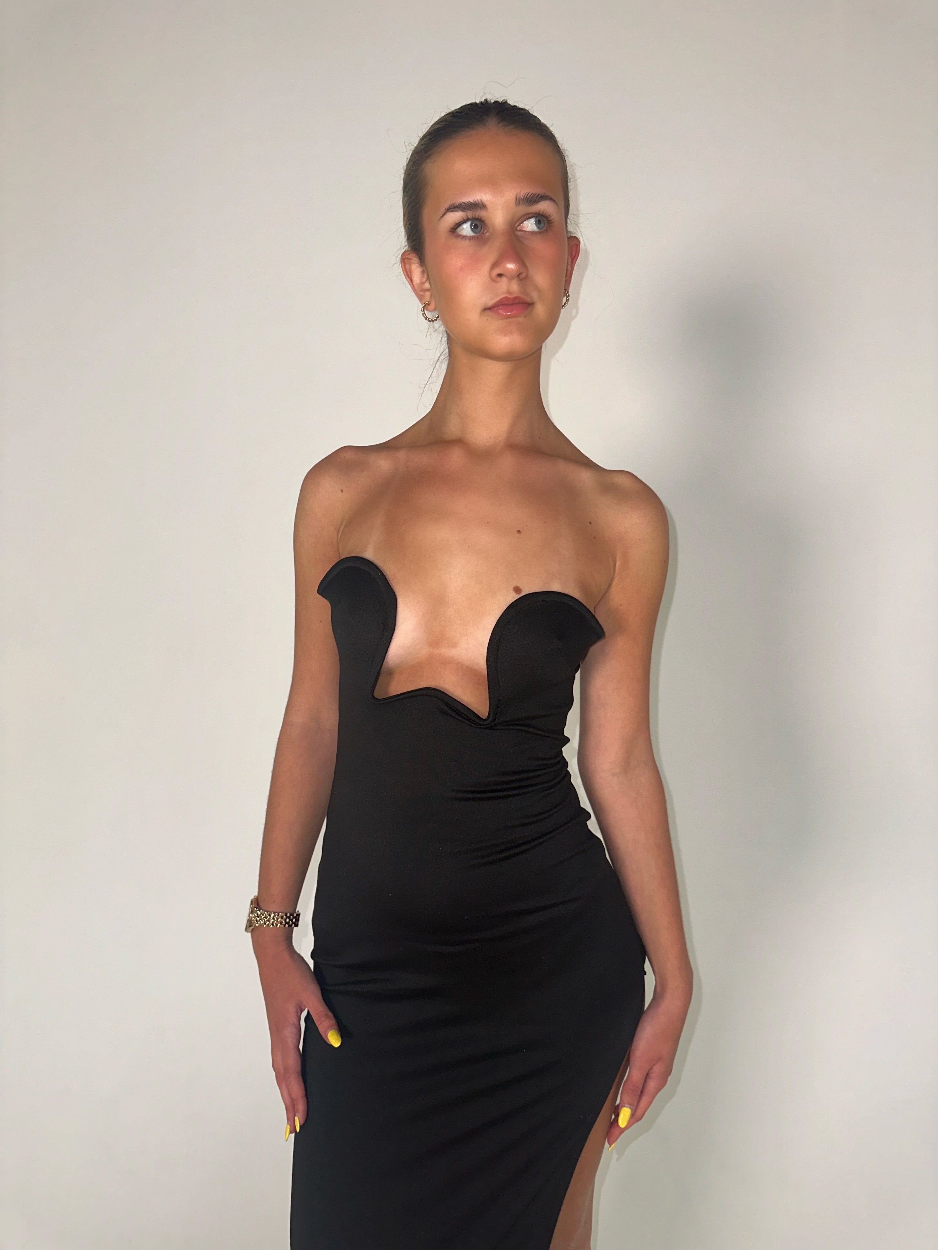 Thigh Slit Plunge Strapless Maxi Dress in Black