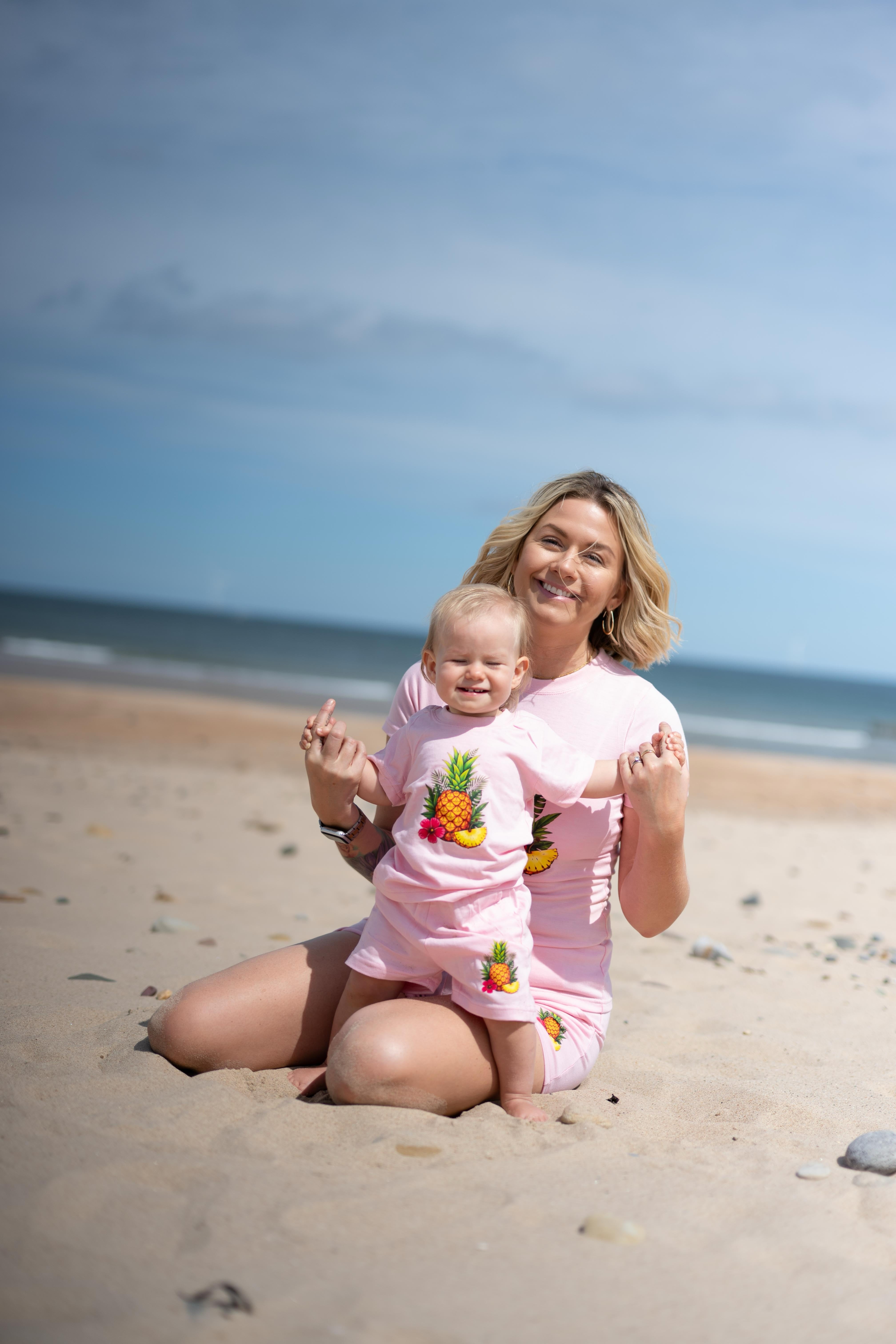Pink Pineapple T-Shirt - Kids