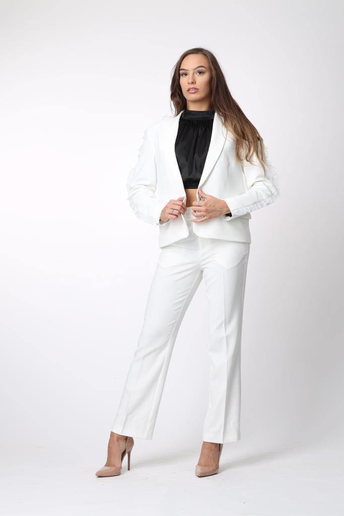 The Power Suit Blazer in White - watts that trend